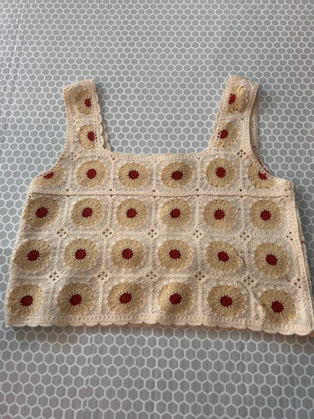 Rebellion Cream Crochet Camisole with Rusty Dark Orange Star Burst Crop Size S - Picture 2 of 8